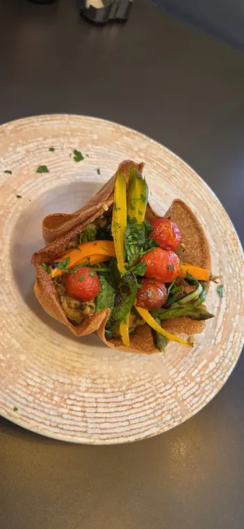 Plat végétarien , Valence, La Cantine