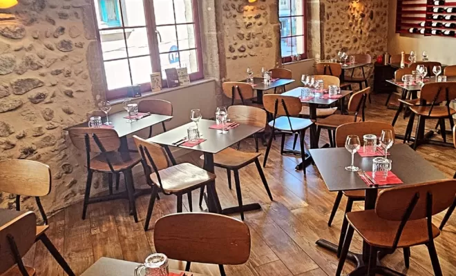 Des plats authentique , Valence, La Cantine